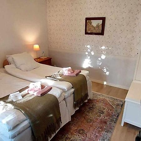 Arroeds Bostaelle Bed & Breakfast Tollarp Bagian luar foto