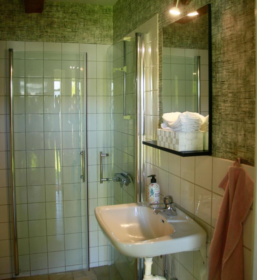 Arroeds Bostaelle Bed & Breakfast Tollarp Bagian luar foto