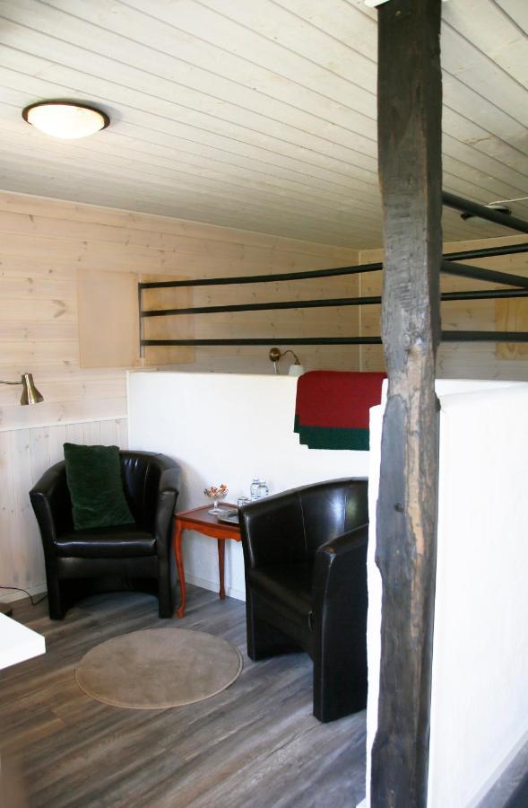 Arroeds Bostaelle Bed & Breakfast Tollarp Bagian luar foto