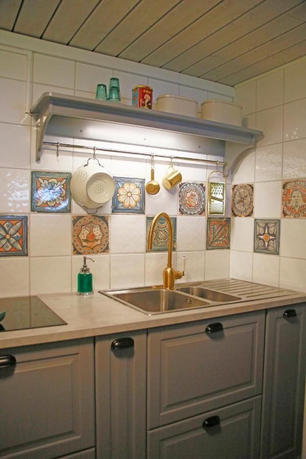 Arroeds Bostaelle Bed & Breakfast Tollarp Bagian luar foto